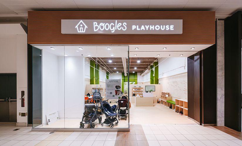 Boogles Playhouse inside Upper Canada Mall