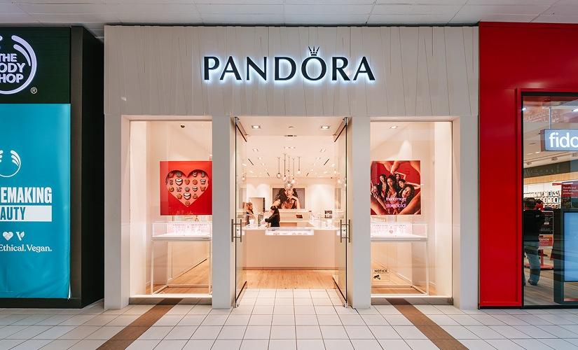 Pandora inside Upper Canada Mall