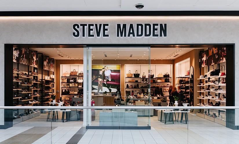 Steve Madden inside Upper Canada Mall