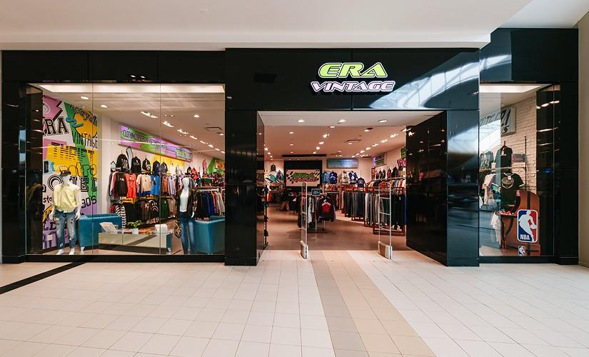 Era Vintage inside Upper Canada Mall