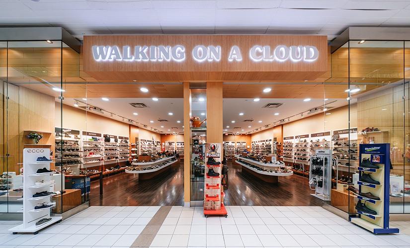 Walking On a Cloud inside Upper Canada Mall