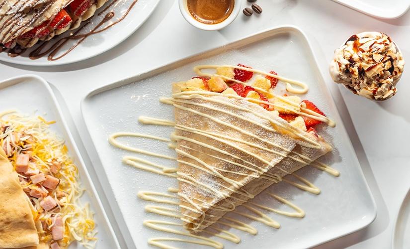 Crepe Delicious inside Upper Canada Mall