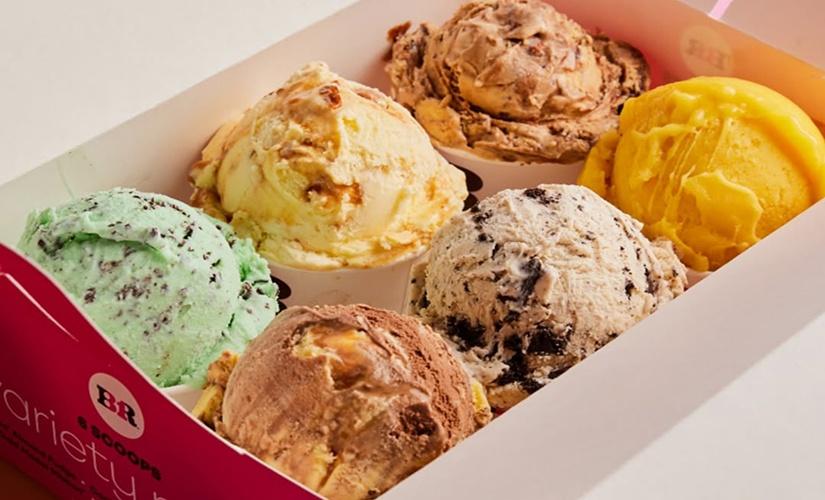 Baskin-Robbins inside Upper Canada Mall