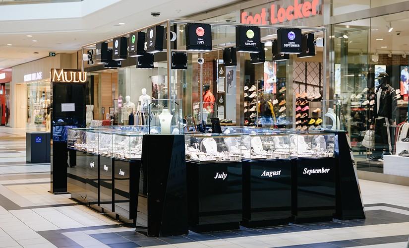 Mulu Jewelry inside Upper Canada Mall