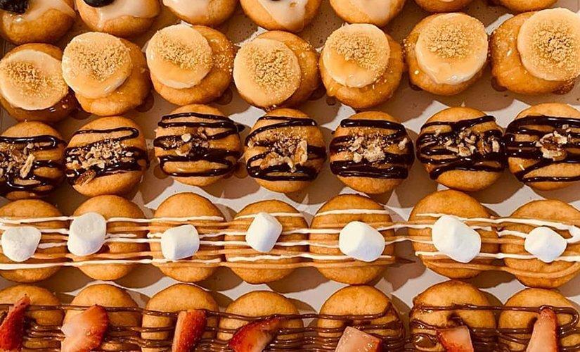 The Dapper Doughnut inside Upper Canada Mall