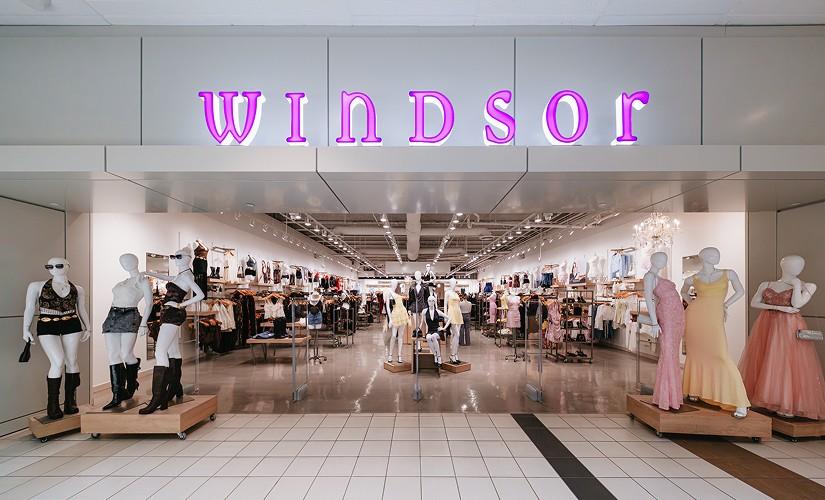 Windsor inside Upper Canada Mall