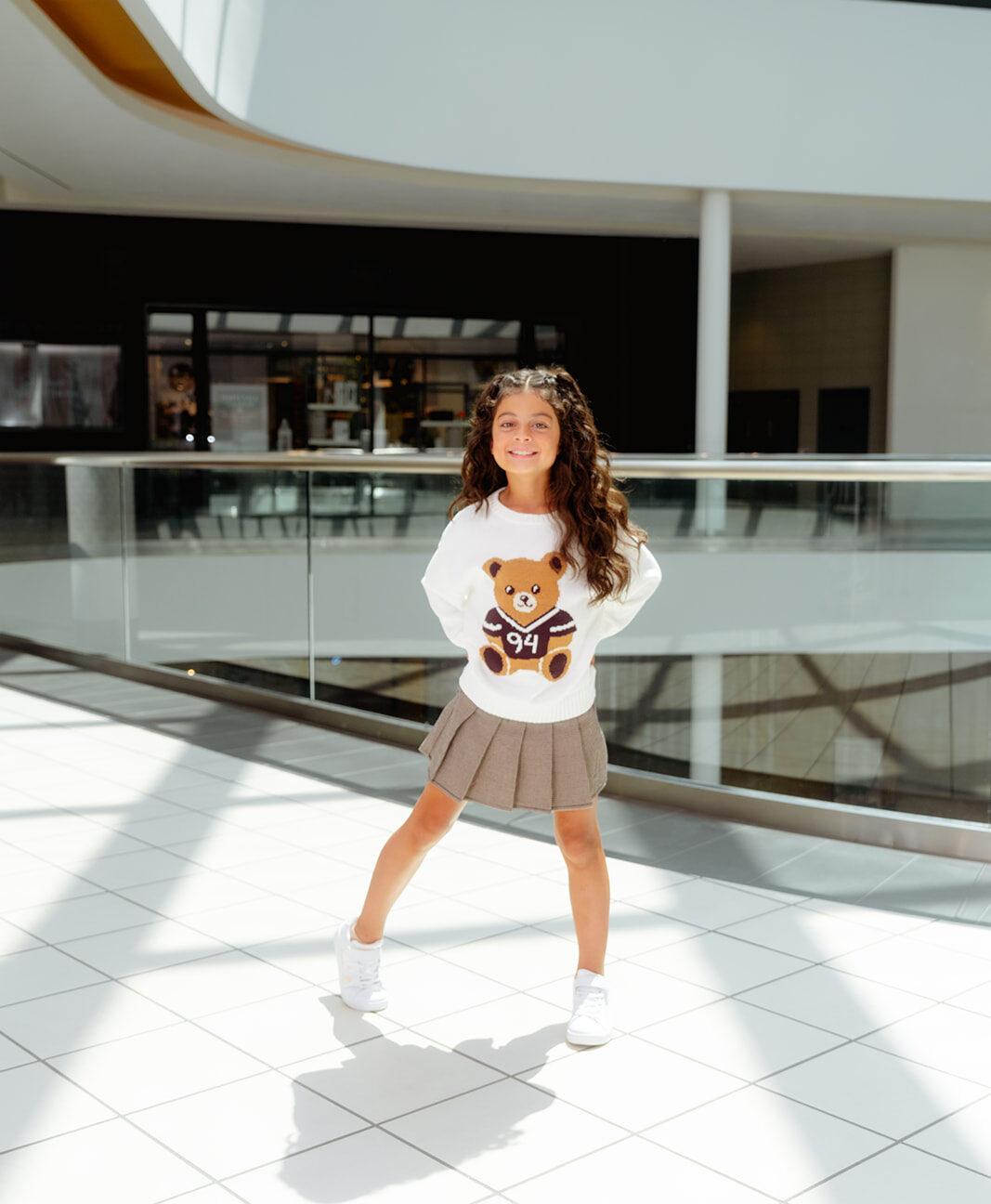 Isla D’Angelo (8), Youngest of 3 & Boss of the House