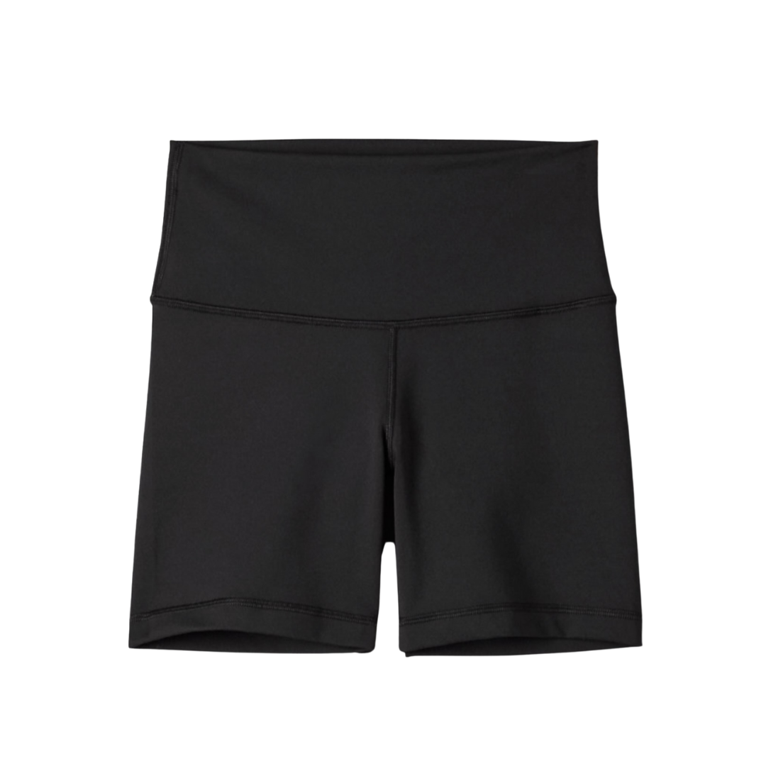 Black biker shorts from Aritzia