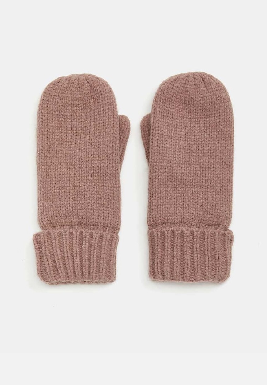 Knit mittens from RW&CO.