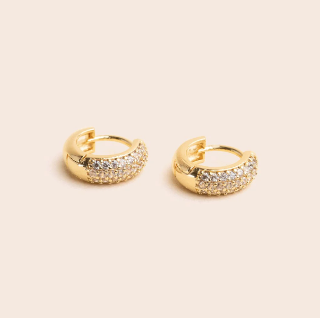 Small gold hoop earrings from Gemelet